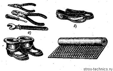 Диэлектрические галоши применяются в электроустановках