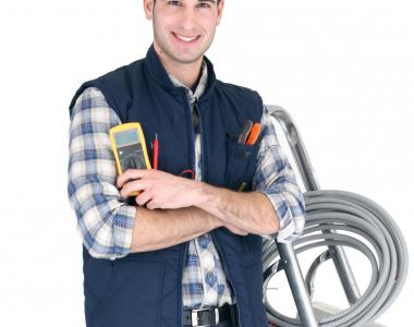 Deskripsi pekerjaan tukang listrik untuk perbaikan Tukang listrik untuk perbaikan dan pemeliharaan